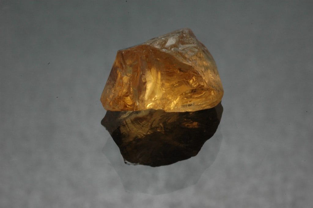 discover the captivating world of beryl, a remarkable gemstone known for its stunning colors and exceptional clarity. explore its varieties, including emerald, aquamarine, and morganite, and learn about its origins, properties, and significance in jewelry and symbolism.