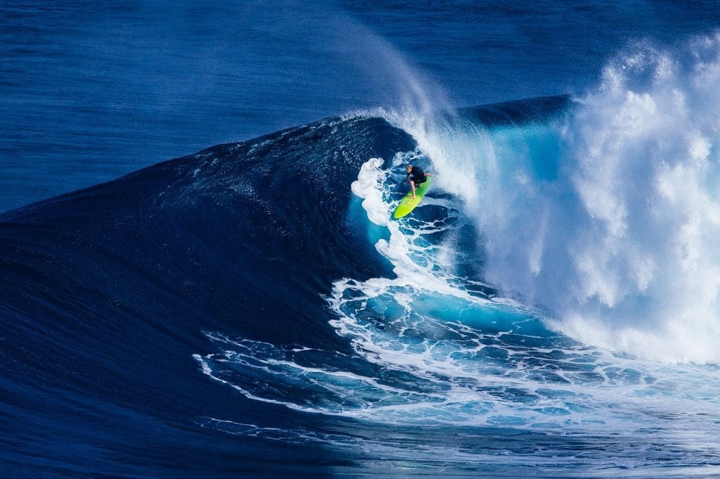 discover the exhilarating world of surfing! from the best spots to catch waves, essential gear, techniques for beginners, and expert tips, dive into everything you need to know about riding the surf and embracing the ocean lifestyle.