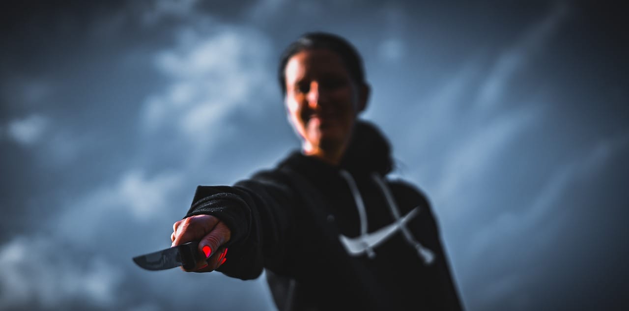 découvrez les enjeux du vol : analyse des différentes formes de criminalité, techniques utilisées par les truands, et l'impact sur les victimes et la société. plongez dans le monde du vol et comprenez comment prévenir ces actes.